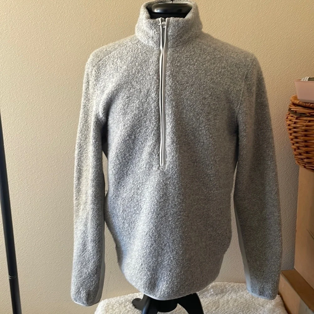 Lululemon Wool 1/2 Zip Pullover Size Large